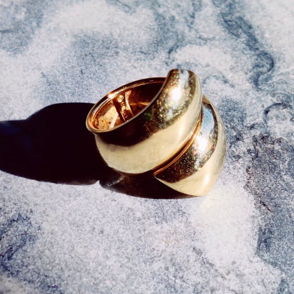 14KT Gold Spiral Ring - Picture 6 of 7